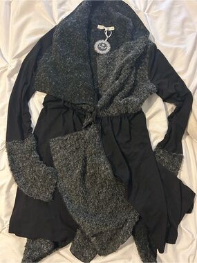 hazel Two-Tone Black & Charcoal Open-Front Cardigan